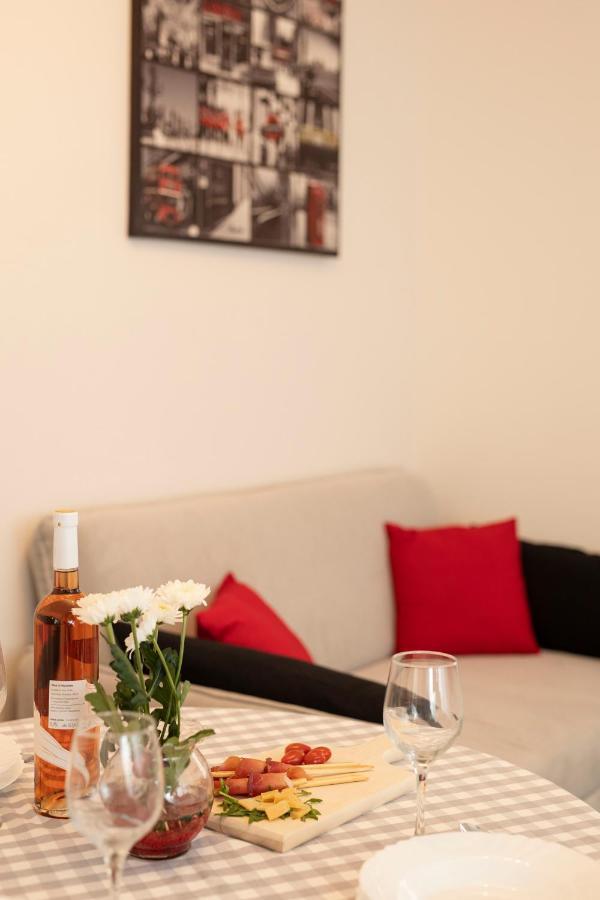 Studio Apartman Amalie 帕津 外观 照片